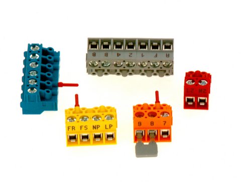 Bosch / Buderus Steckerset 87144043480