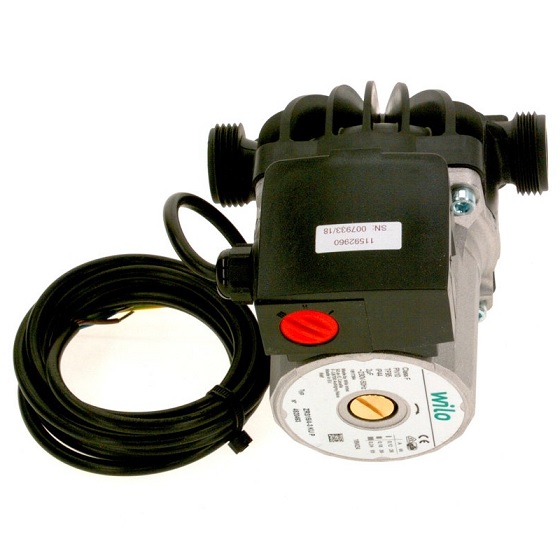 Bosch / Buderus Pumpe 87182239630